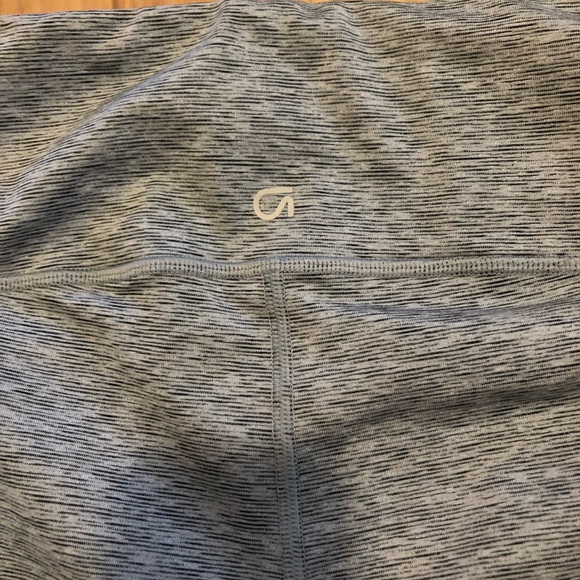 GapFit active leggings - Picture 4 of 10